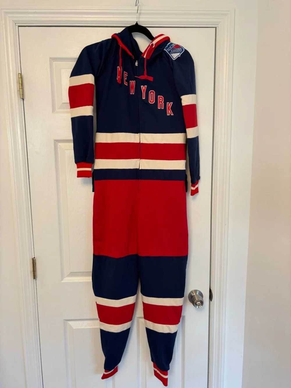 Hockey Sockey New York Rangers NHL Fleece Onesie Youth Large